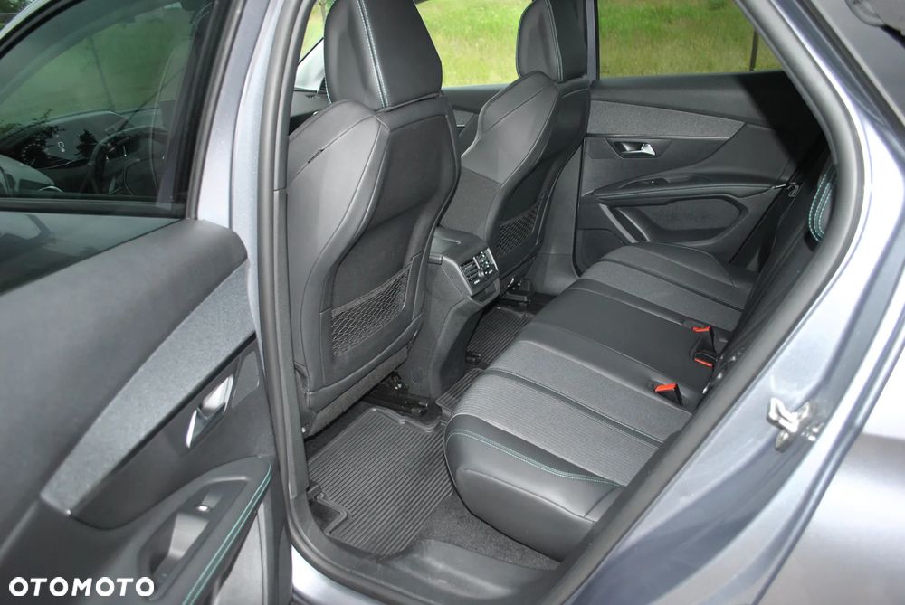 Peugeot 3008 1.2 PureTech Allure Pack S&S EAT8 - 10