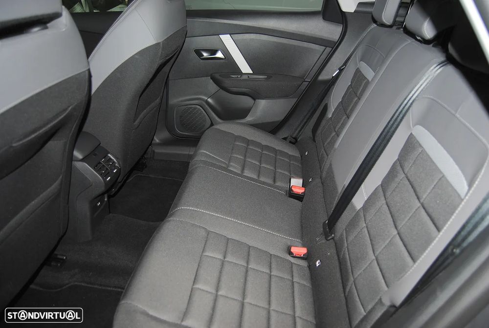 Citroën C4 1.2 Hybrid Plus e-DSC6 - 18