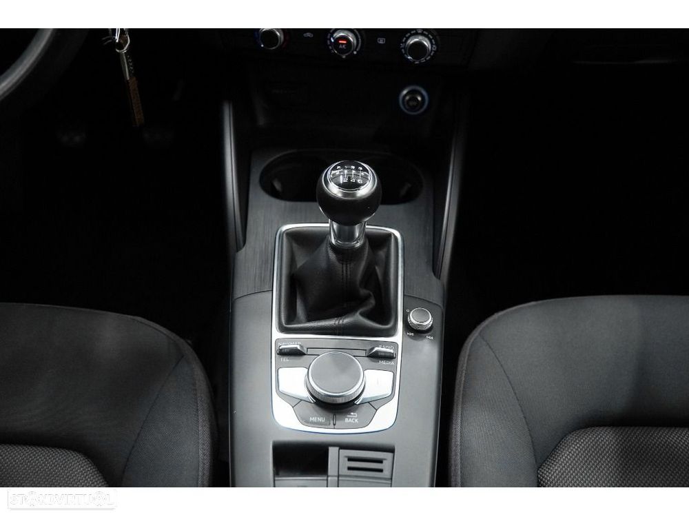 Audi A3 Sportback 30 TFSI - 25