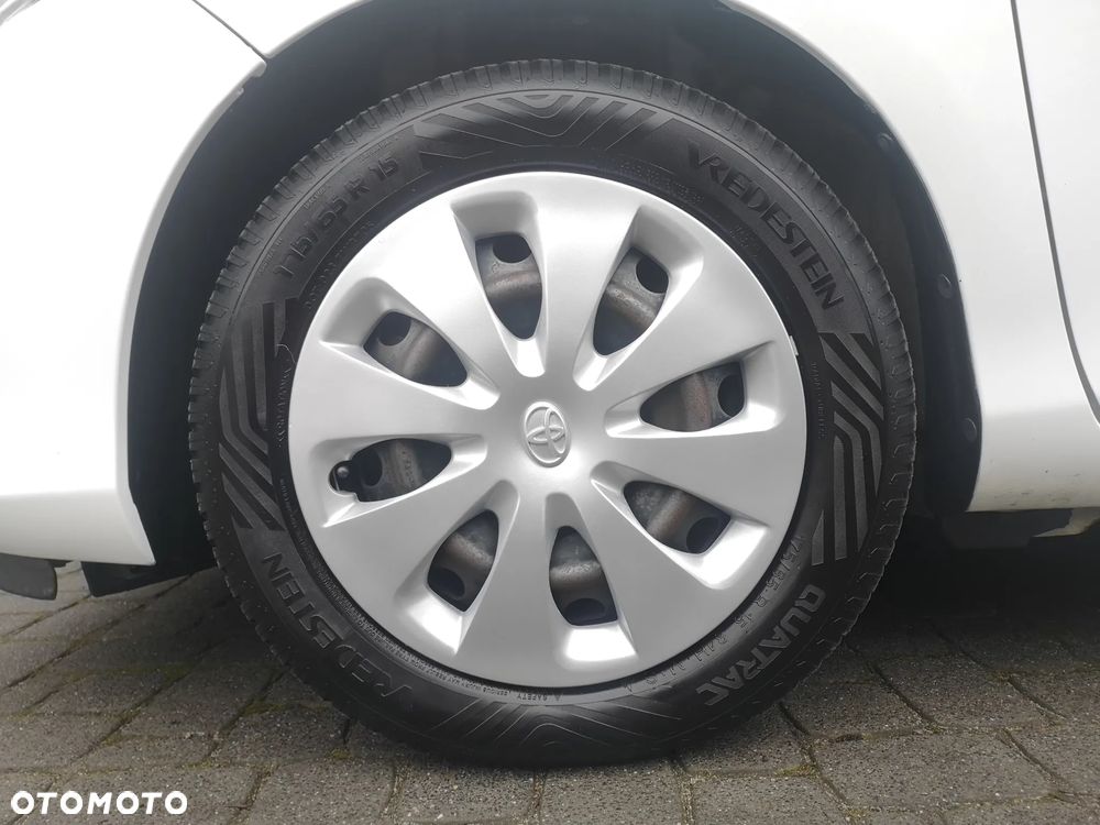 Toyota Yaris 1.5 VVT-i Style - 36