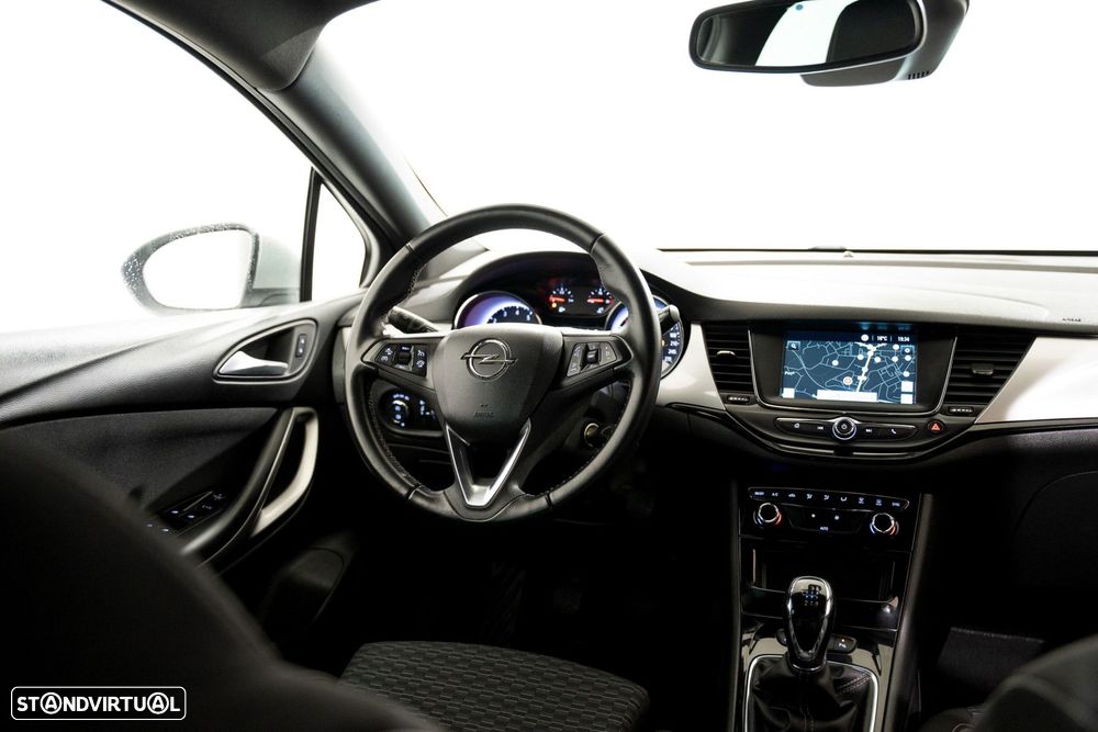 Opel Astra 1.2 T GS Line S/S - 4