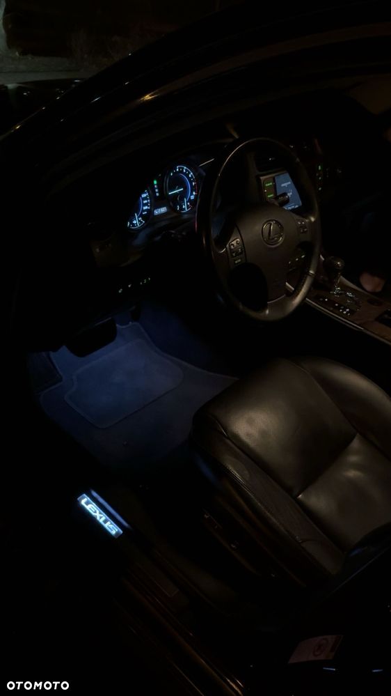 Lexus IS 250 Prestige - 8