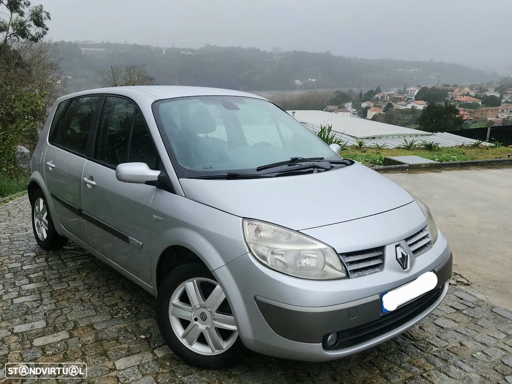 Renault Scénic 1.5 dCi Luxe Privilége - 3