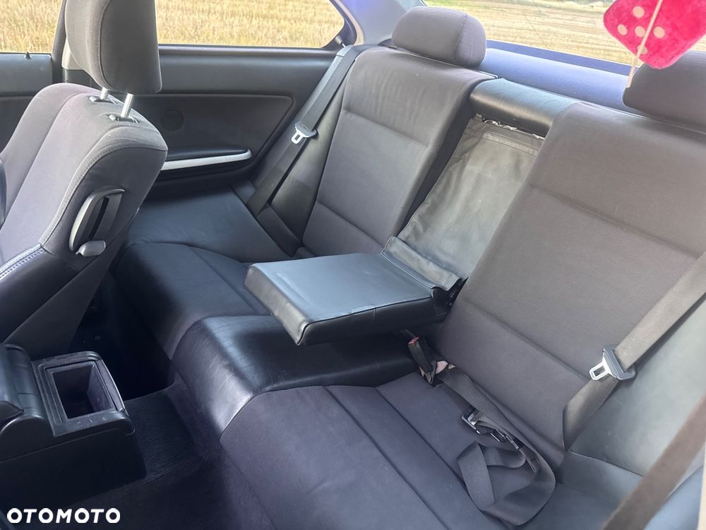 BMW Seria 3 318Ci - 6
