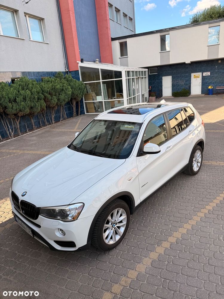 BMW X3 xDrive28i xLine - 4