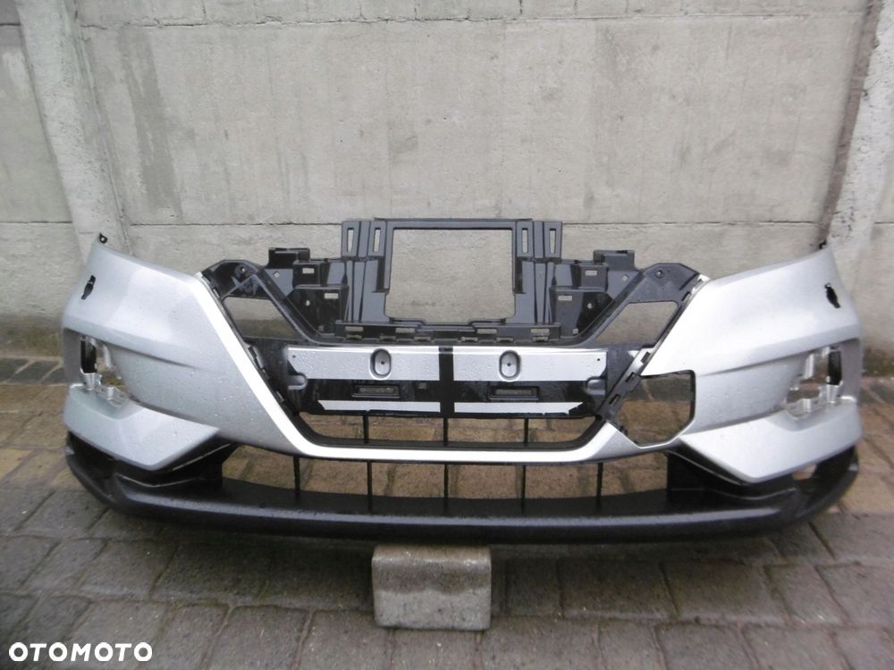 nissan qashqai ii lift 17r> - zderzak przedni - 1
