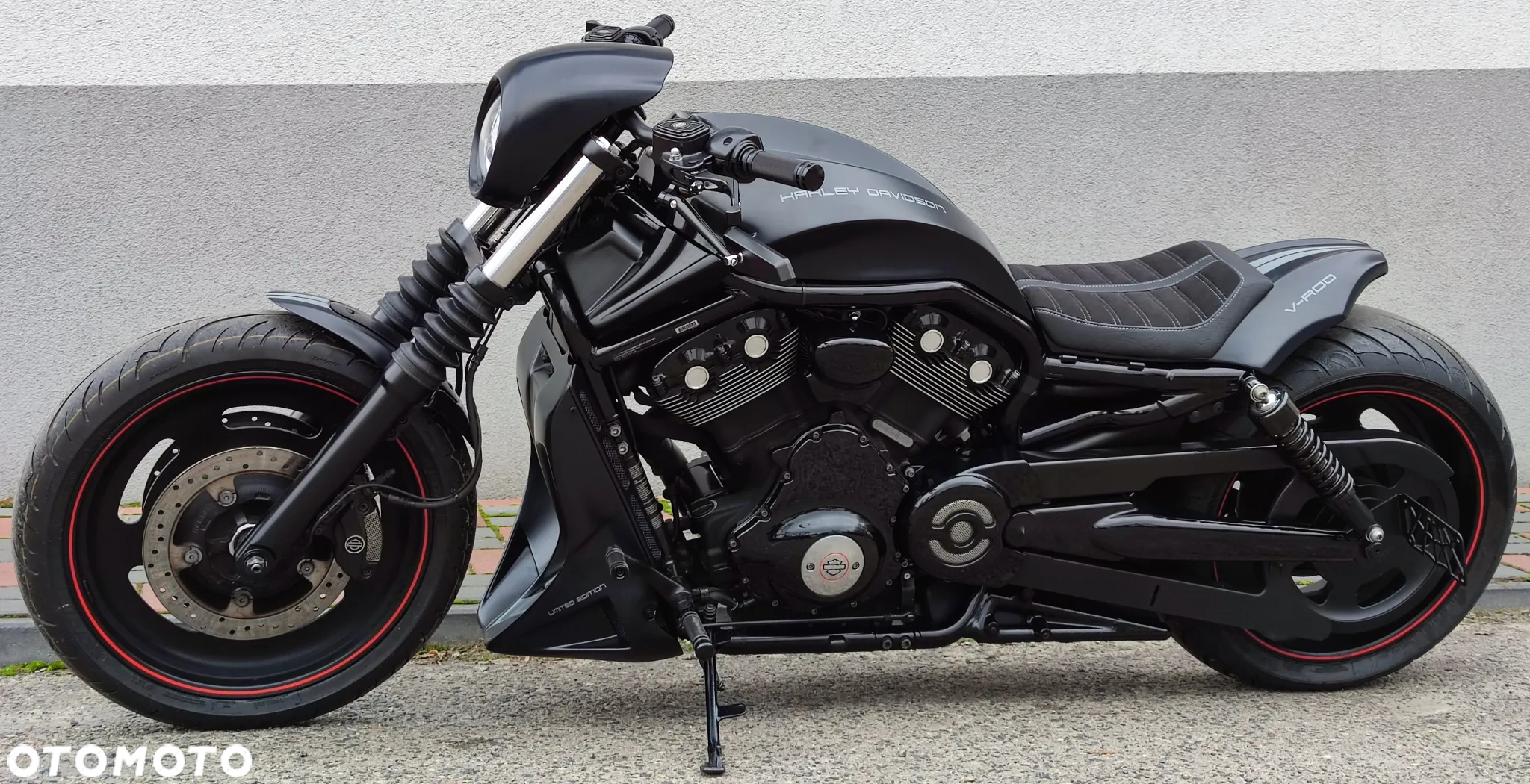 Harley-Davidson V-Rod Night Rod - 13