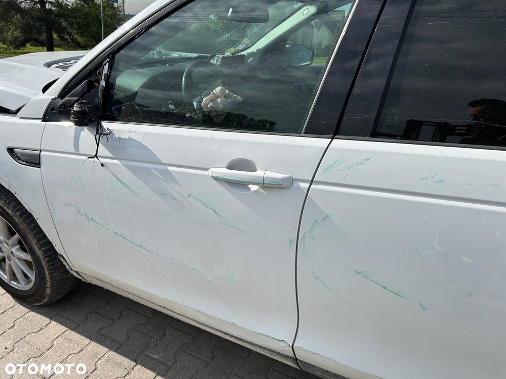 Land Rover Discovery Sport - 19