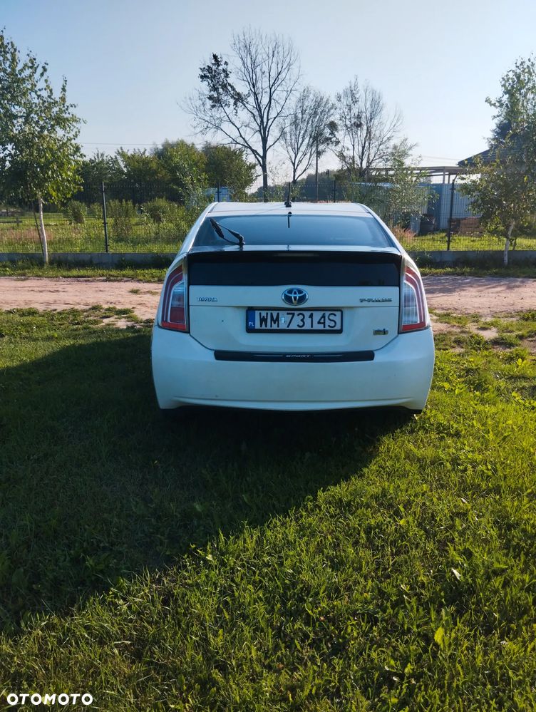 Toyota Prius 1.8 HSD Luna - 2
