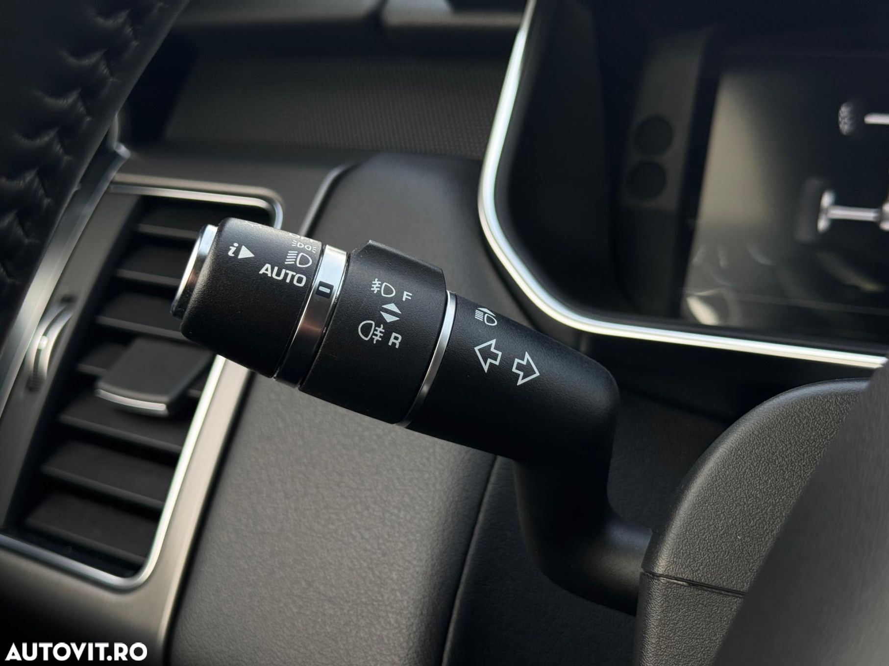 Land Rover Range Rover Sport - 25