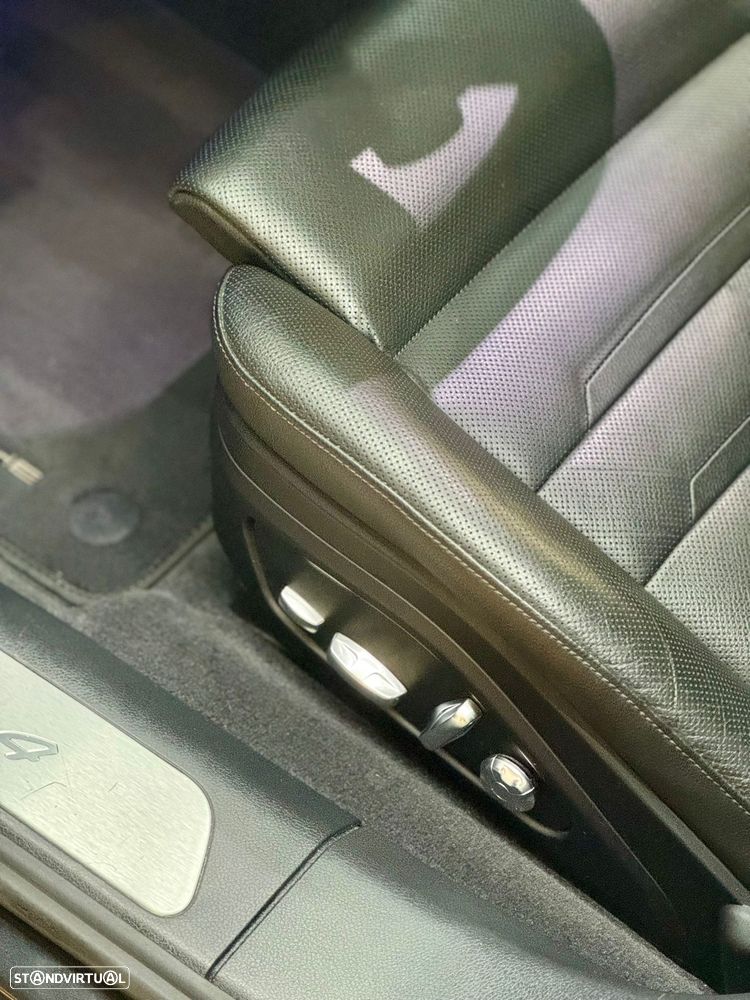 Porsche Panamera Sport Turismo 4 E-Hybrid - 15