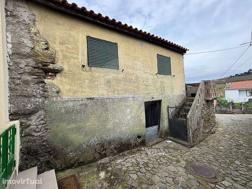 Moradia T3 para venda - Grande imagem: 2/6