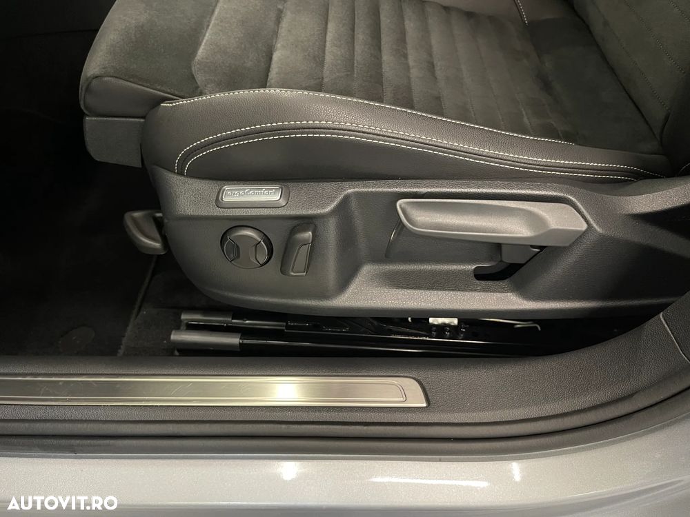 Volkswagen Passat 2.0 TDI DSG Highline - 24