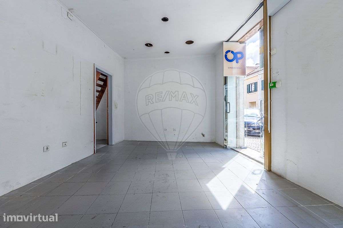 Loja  para arrendamento - Grande imagem: 3/12