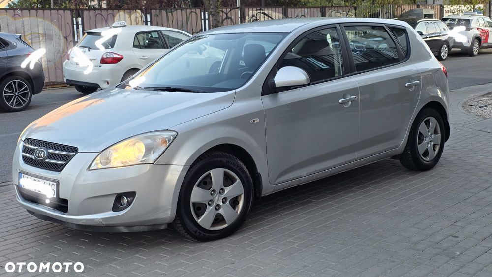Kia Ceed 1.6 CRDi EX - 19