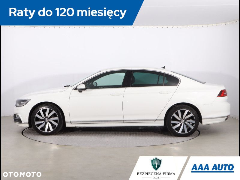 Volkswagen Passat - 3