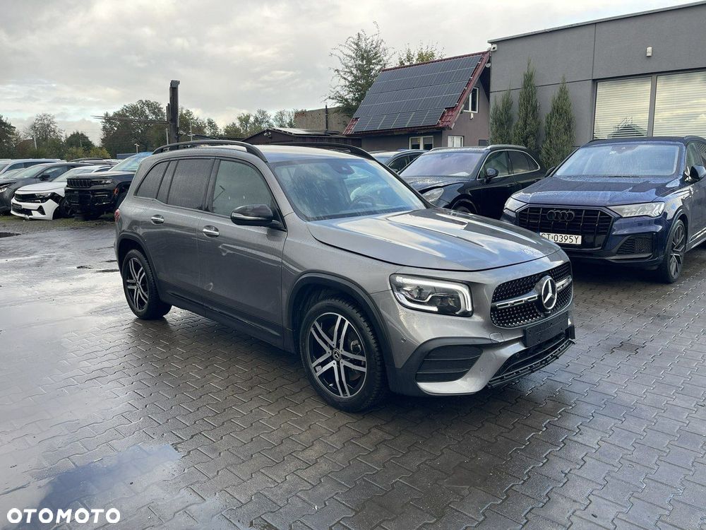Mercedes-Benz GLB 250 AMG Line 8G-DCT - 2