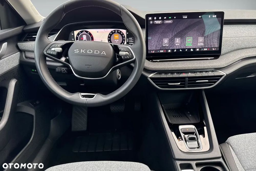 Skoda Octavia 1.5 TSI mHEV Drive Selection DSG - 11