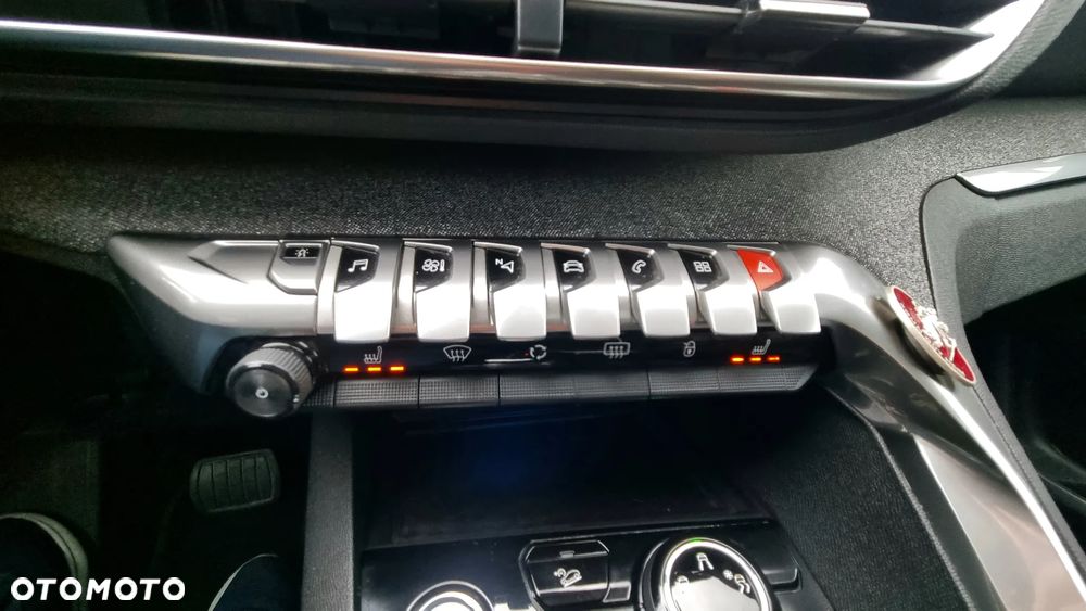 Peugeot 3008 BlueHDi 180 Stop & Start EAT8 Allure - 33