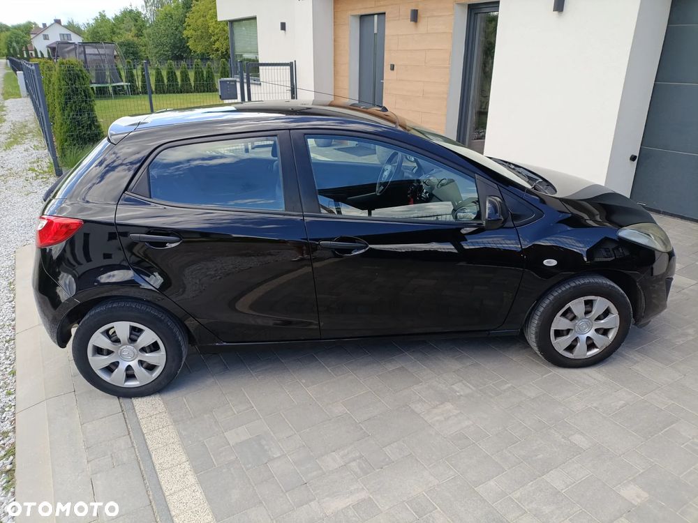 Mazda 2 - 17