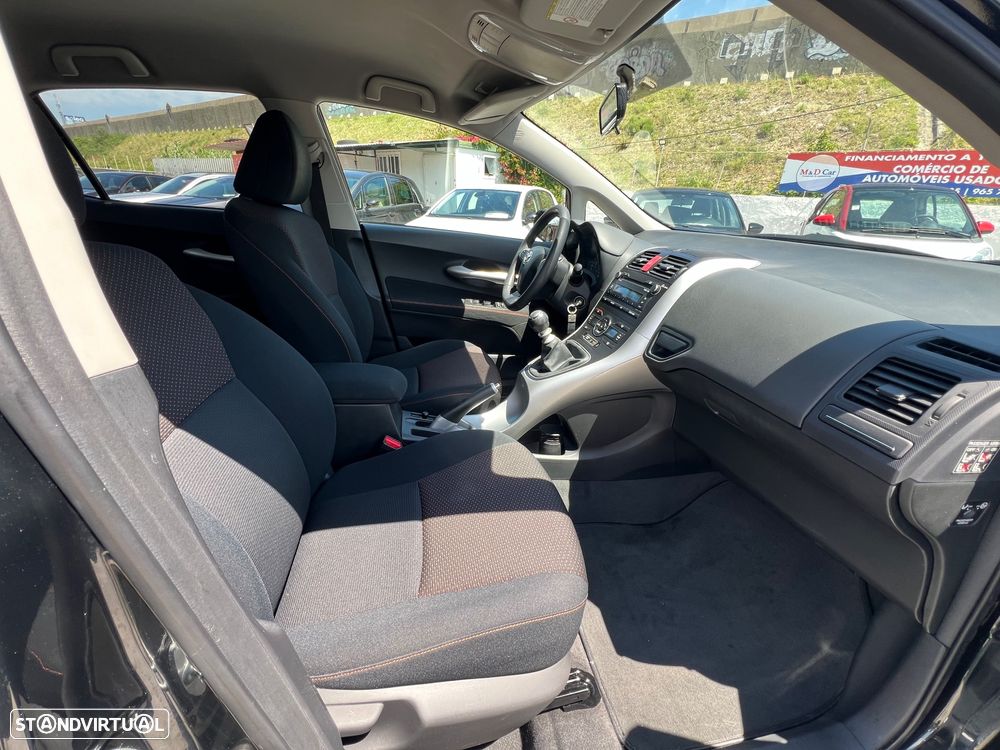Toyota Auris 1.4 D-4D DPF - 9