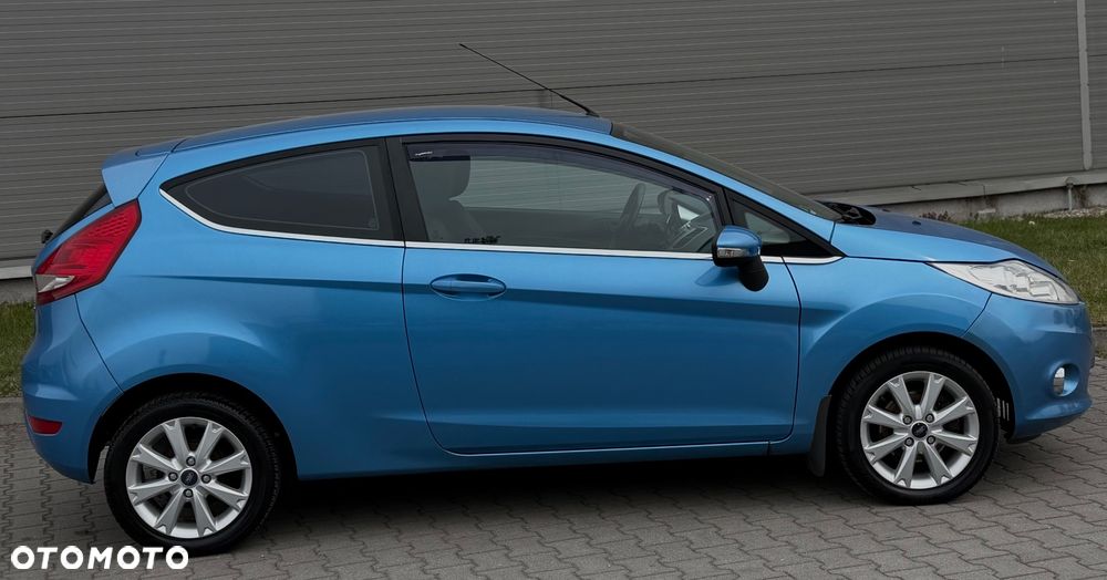 Ford Fiesta 1.25 SYNC Edition - 30
