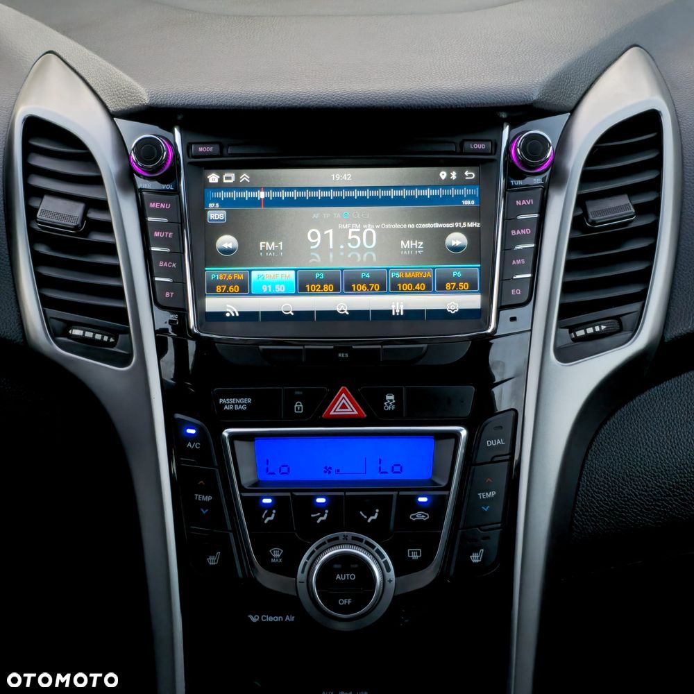 Hyundai i30 blue Kombi 1.6 GDi Passion - 36