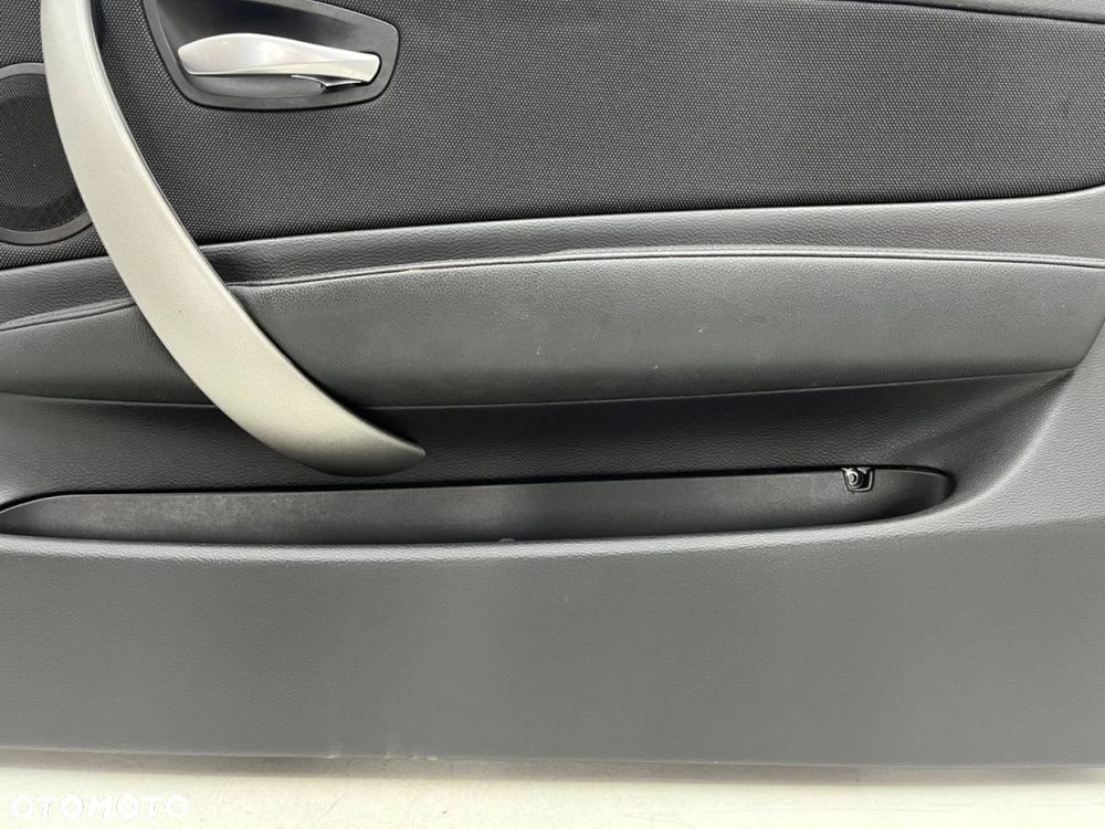 Tapicerka BMW E81 3Drzwi E82 Coupe 04-11r. boczek drzwi prawych przednich pasażera prawy przód - 9
