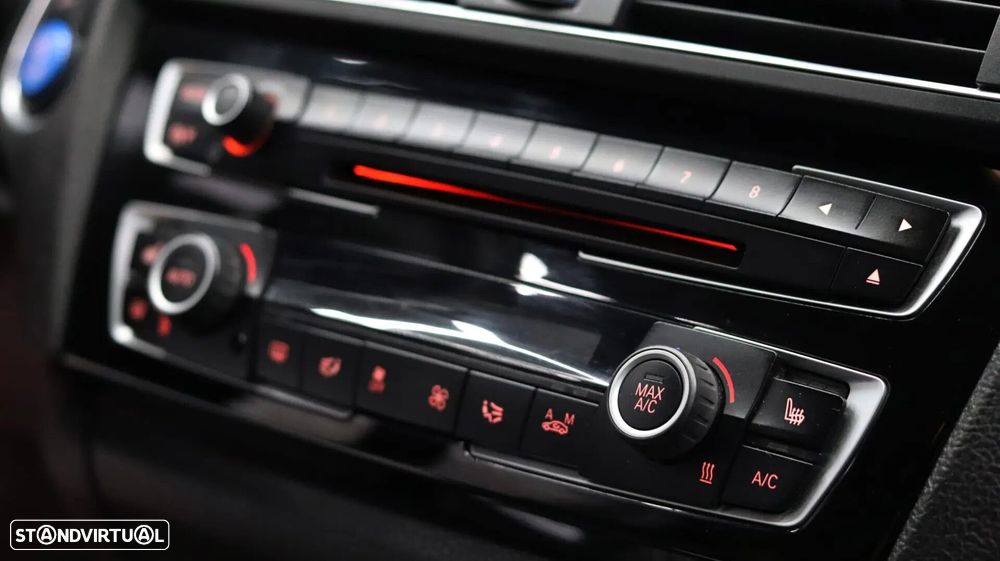 BMW 218 d Coupe Pack M Auto - 17