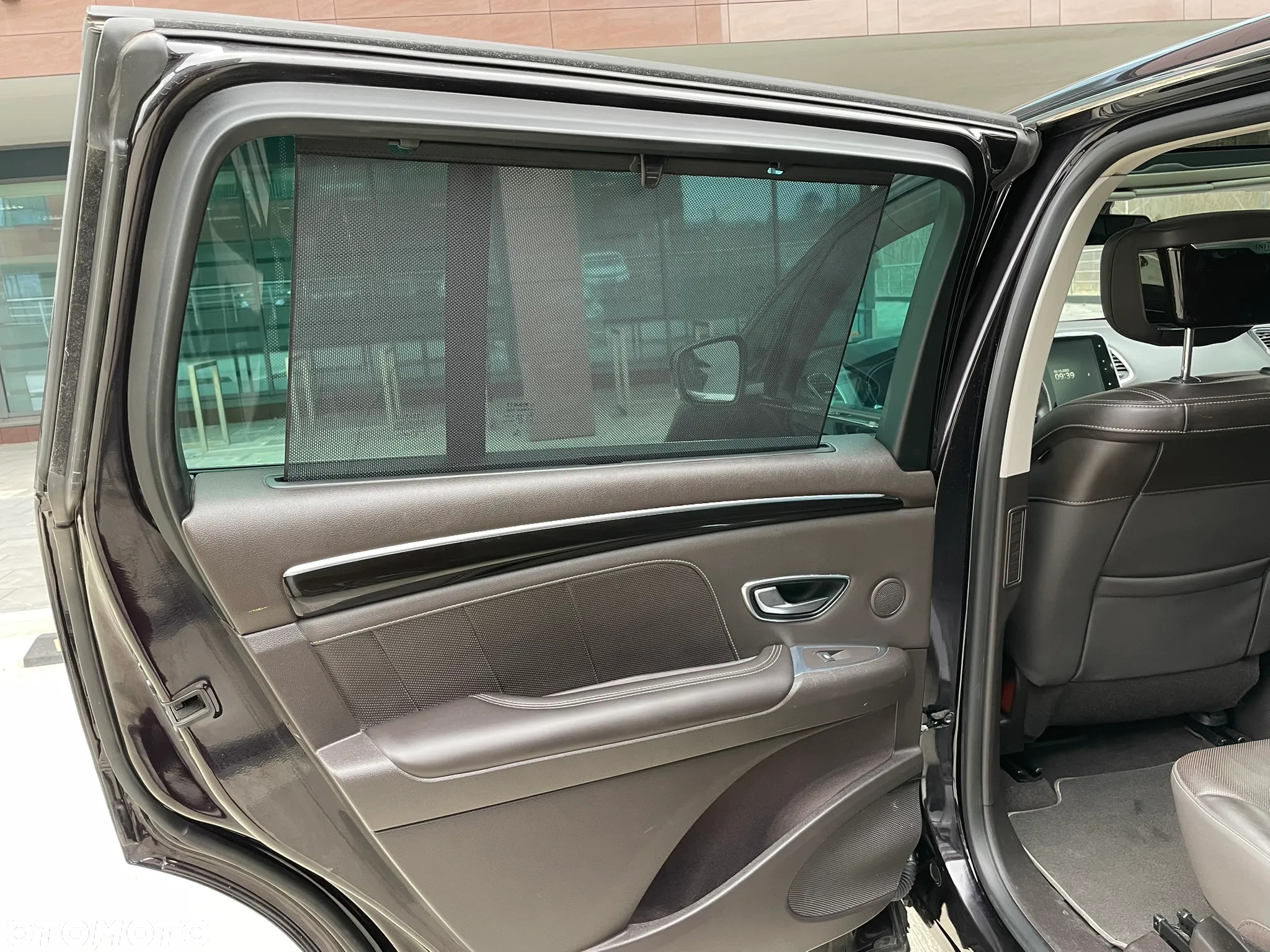 Renault Espace 1.6 dCi Energy Initiale Paris EDC - 22