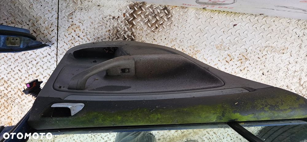 VW Golf V 1K  5 Drzwi tył prawy Drzwi tylne prawe Drzwi tył lewy Drzwi tylne lewe   BEZ RDZY ORYGINAŁ LAKIER - 25