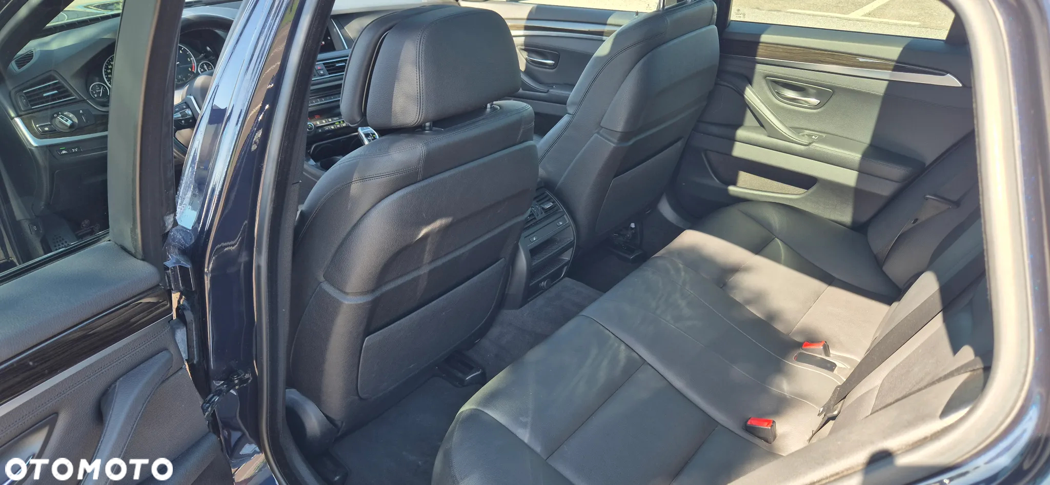 BMW Seria 5 535d xDrive Touring Sport-Aut - 9