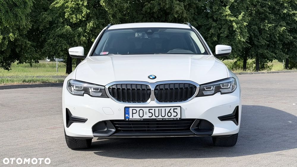 BMW Seria 3 318i Sport Line - 2