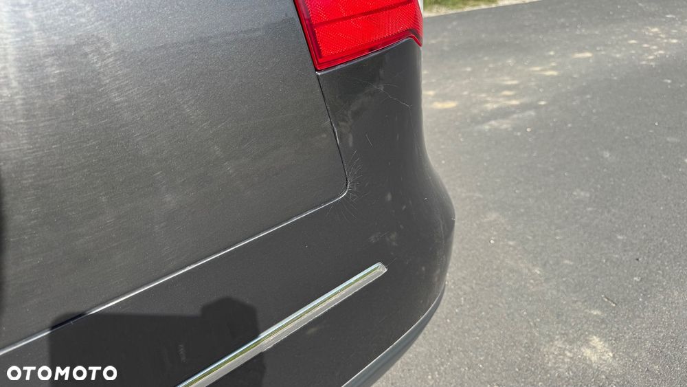 Volkswagen Passat 2.0 TDI DPF Highline - 16