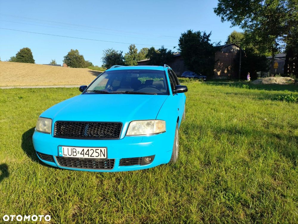 Audi A6 Avant - 1