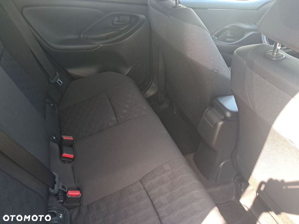 Toyota Yaris Hybrid 1.5 Style - 11