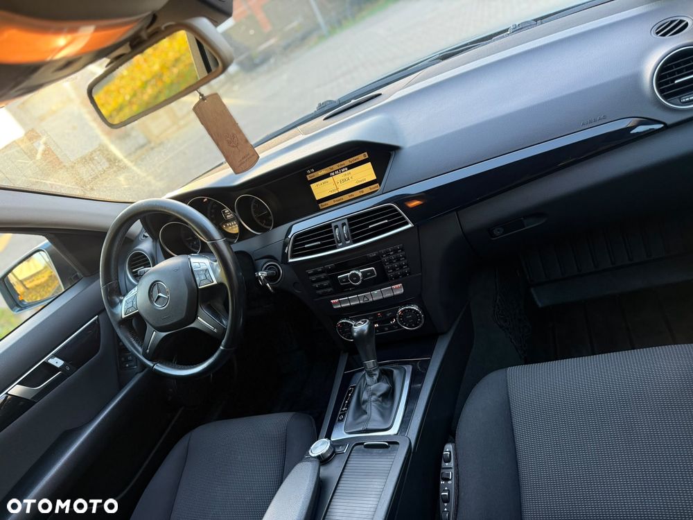 Mercedes-Benz Klasa C 220 CDI 7G-TRONIC Edition - 15
