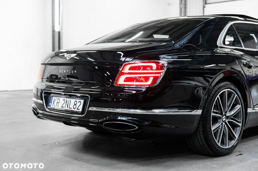 Bentley Flying Spur - 18
