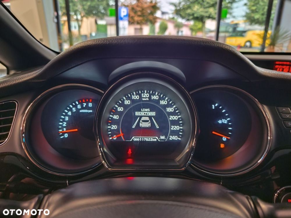Kia Ceed 1.6 GDI Smart Plus - 17