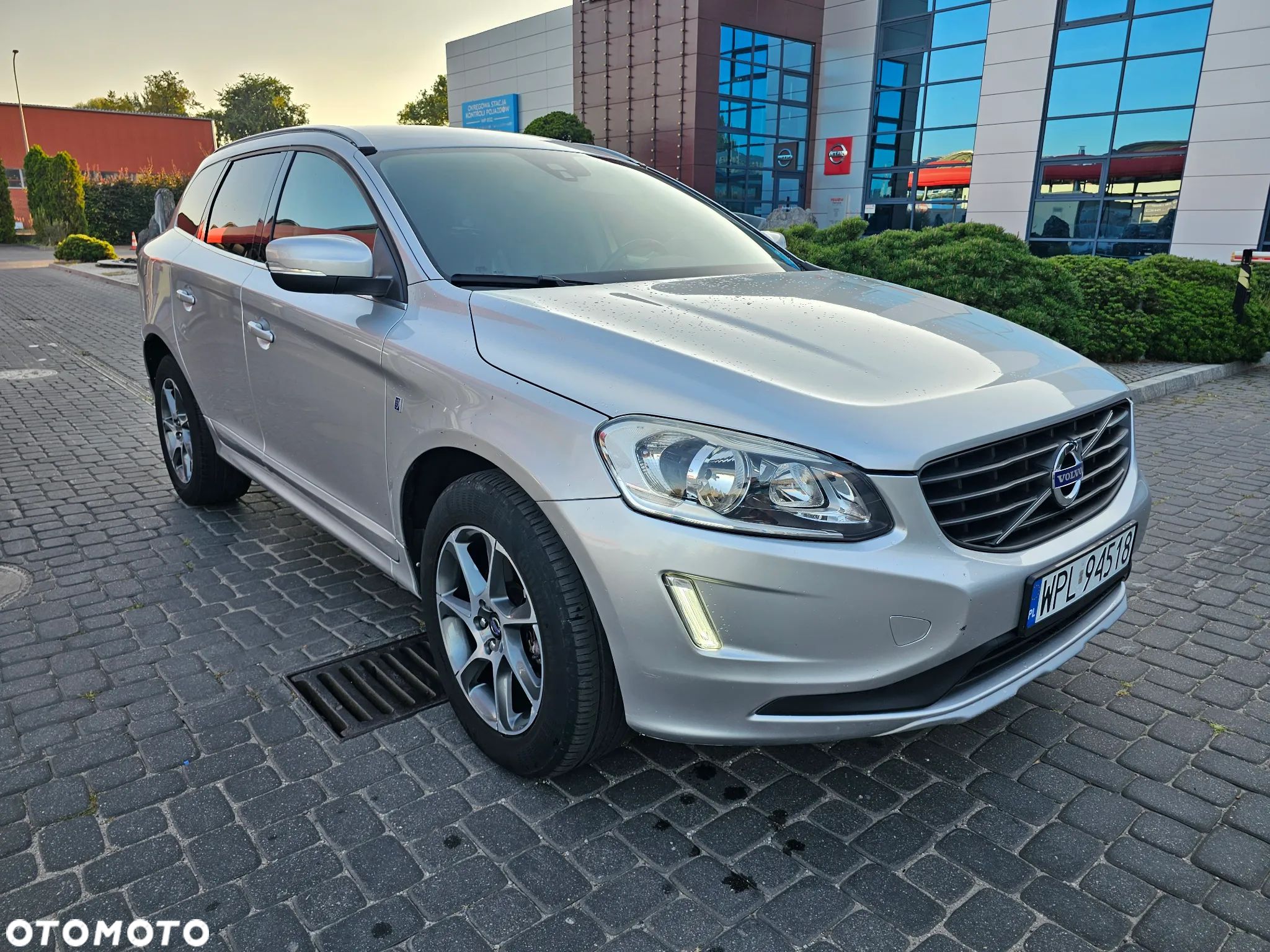 Volvo XC 60 D3 Drive-E Ocean Race - 1