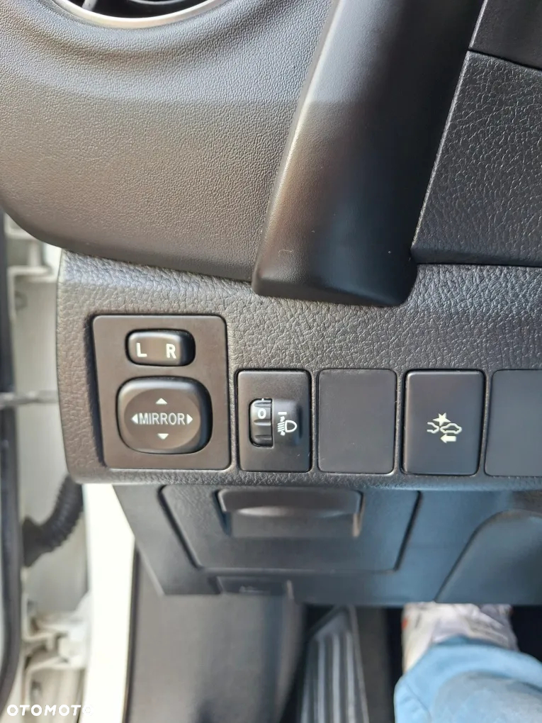 Toyota Corolla 1.6 Active - 18