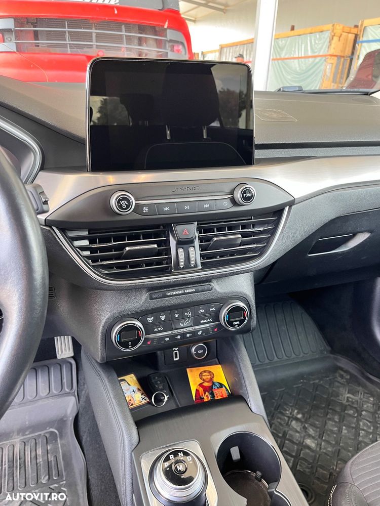 Ford Focus 1.5 EcoBlue Titanium Business - 8