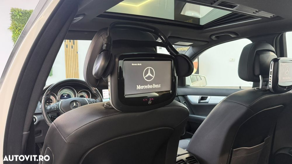 Mercedes-Benz C 220 CDI - 24
