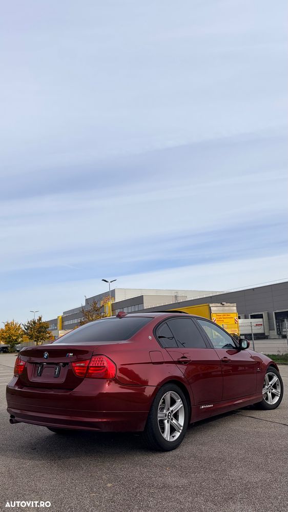 BMW Seria 3 318d - 4