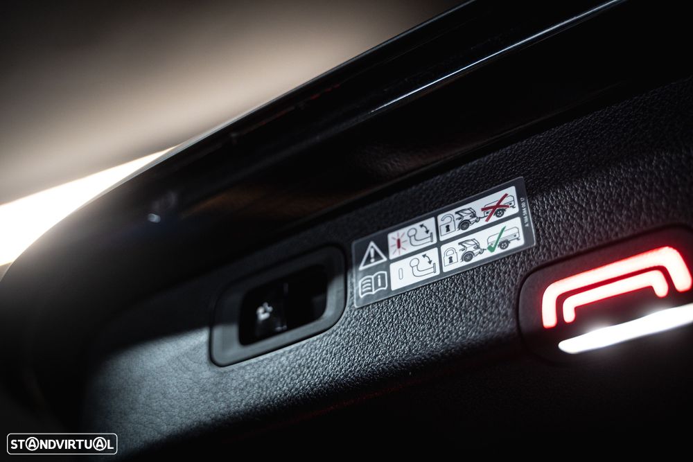 Mercedes-Benz C 300 e T 9G-TRONIC AMG Line - 28