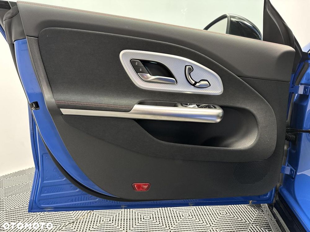 Mercedes-Benz CLA 200 mHEV 8G-DCT - 10
