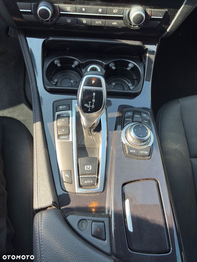BMW Seria 5 520d Touring - 31