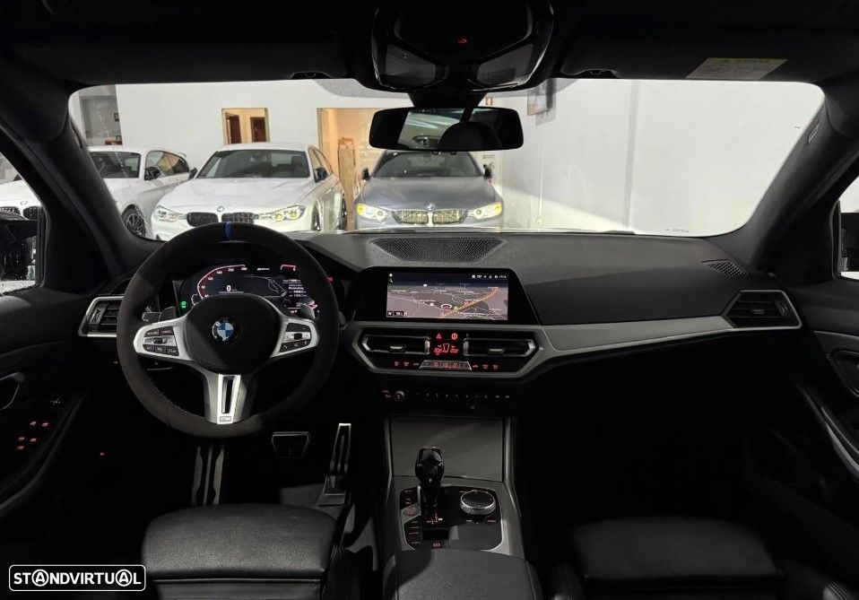 BMW 330 e Pack M Auto - 35