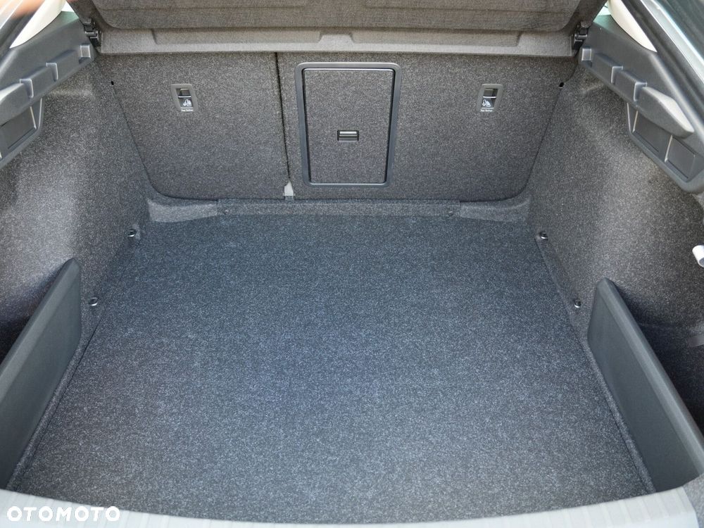 Skoda Octavia 1.5 TSI mHEV Drive Selection DSG - 19