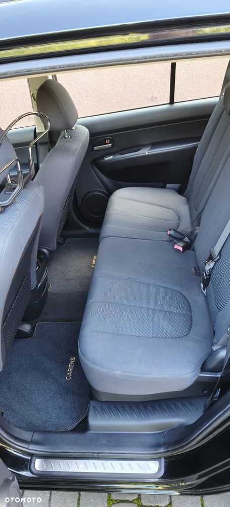 Kia Carens 2.0 CRDi Tour - 11